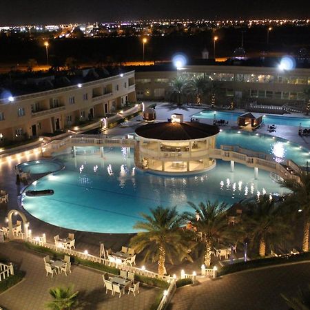 Al Salam Grand Hotel & Resort Al Buraimi Esterno foto