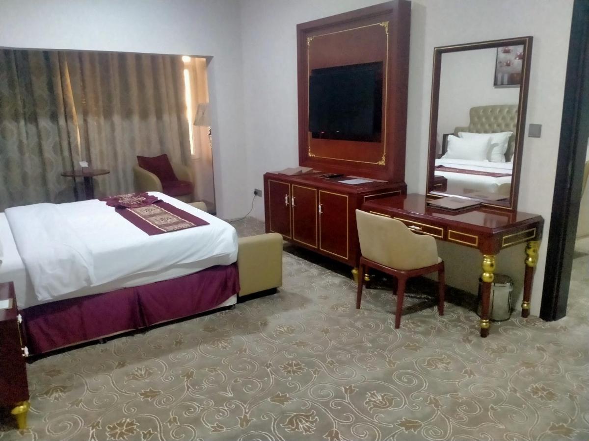 Al Salam Grand Hotel & Resort Al Buraimi Esterno foto