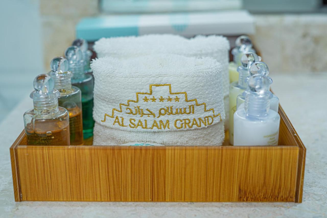 Al Salam Grand Hotel & Resort Al Buraimi Esterno foto