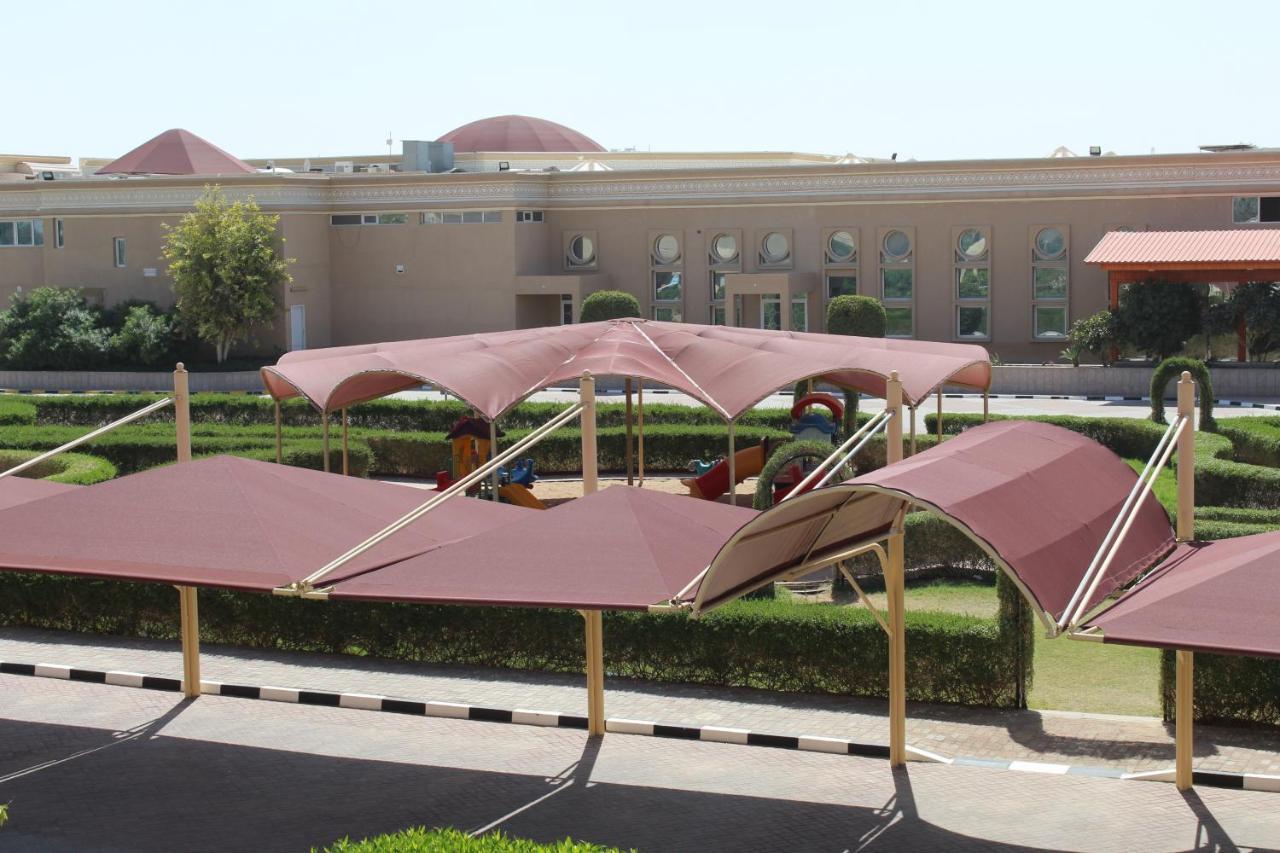 Al Salam Grand Hotel & Resort Al Buraimi Esterno foto